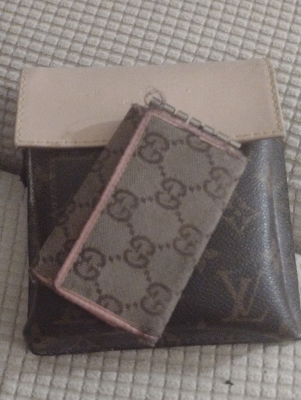 Vintage Gucci Monogram Canvas/ Pink Leather Key Case With Free Pouch $60